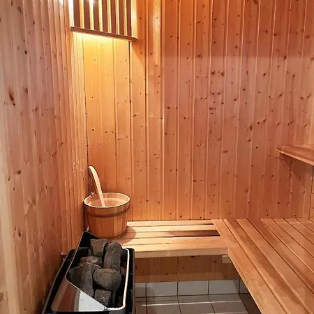 Casa vacanze Puppenhaus, Reetdach, Sauna, Kamin, Eingezaeunt, Badewanne, Haustiere Willkommen