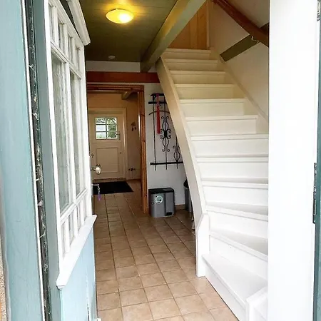 Puppenhaus, Reetdach, Sauna, Kamin, Eingezaeunt, Badewanne, Haustiere Willkommen Casa vacanze